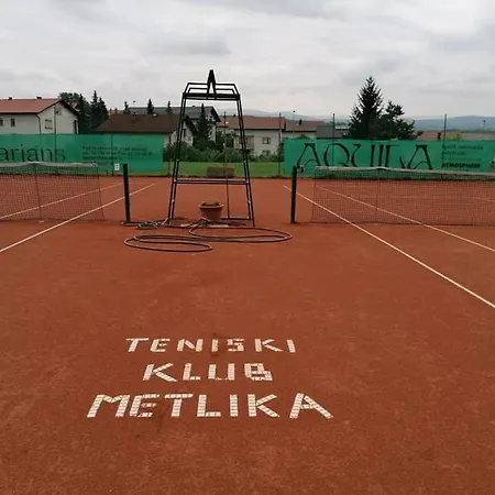 Апартаменты Luxury Метлика